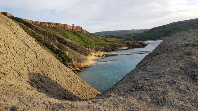 piaszczysta plaża na Malcie