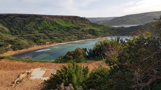 piaszczysta plaża na Malcie