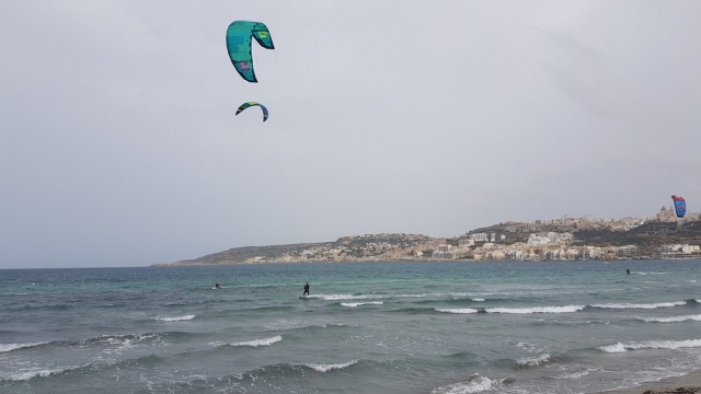 kitesurfing sporty wodne na Malcie